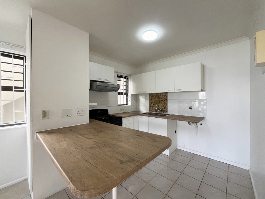 To Let 3 Bedroom Property for Rent in Parow Golf Course Western Cape